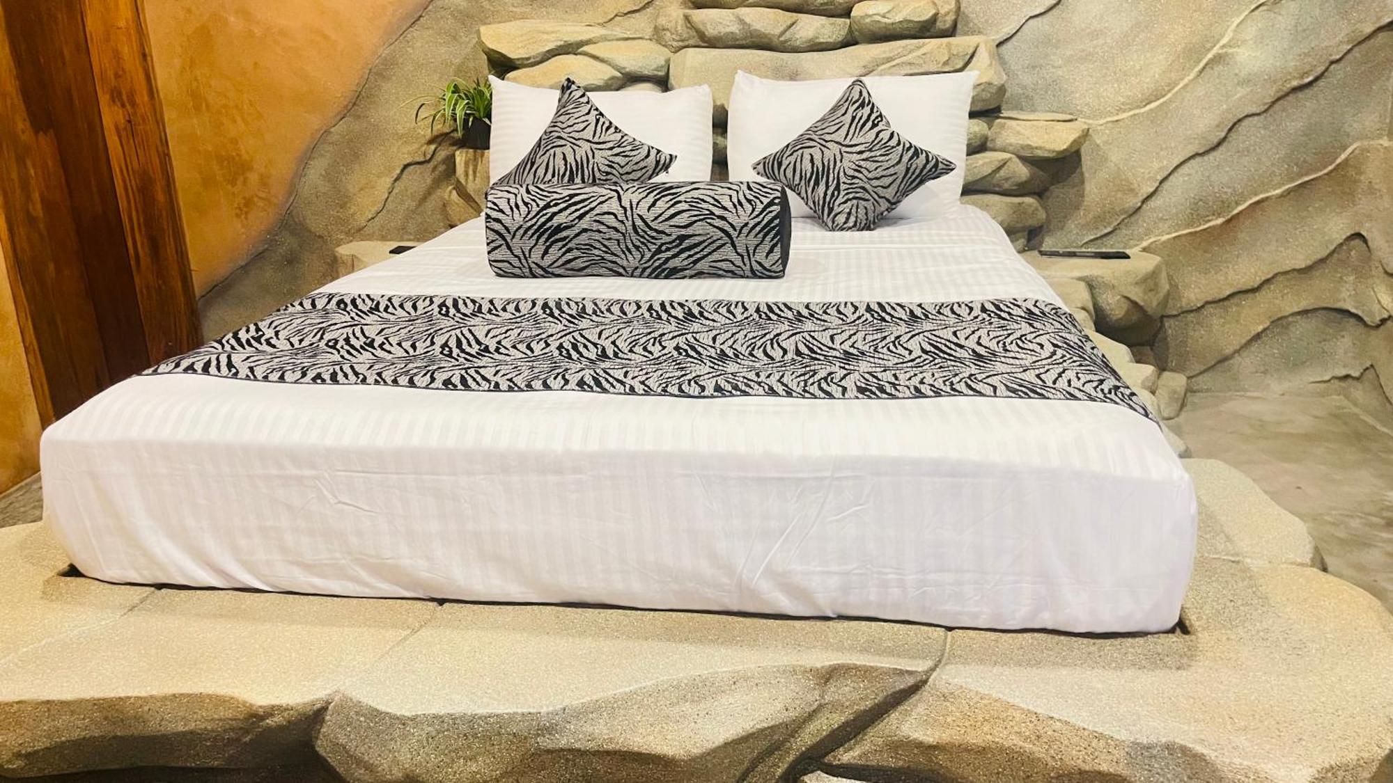 Shan Home Stay สิกิริยา ภายนอก รูปภาพ